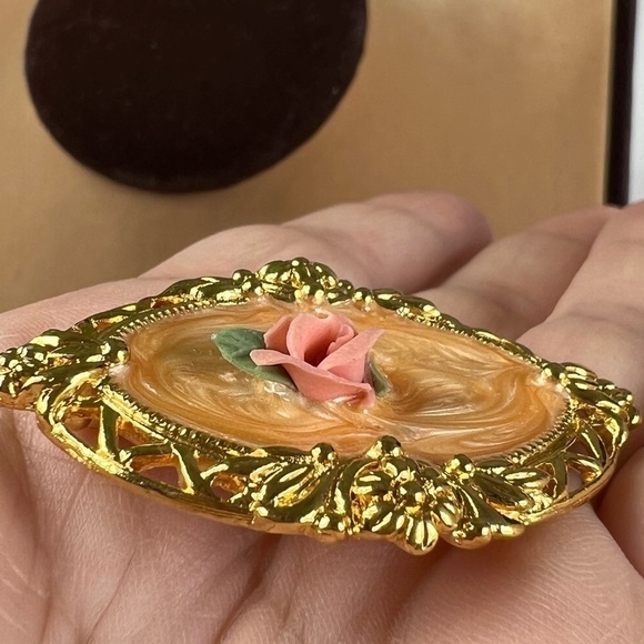 Pendant and earrings set pink rose China on swirl enamel and gold - Picture 5 of 10